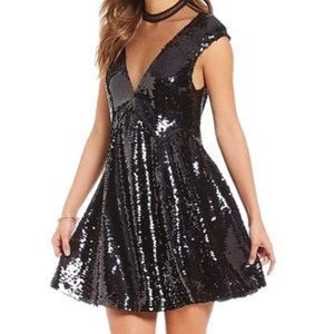 FREE PEOPLE XS SEQUINS MINI DRESS